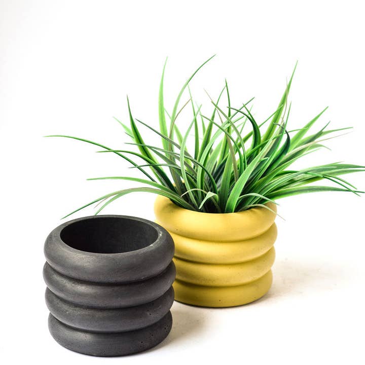 Cedar & Stone Garden - Wholesale Plant Pot - Concrete Tiered Bubble Planter6