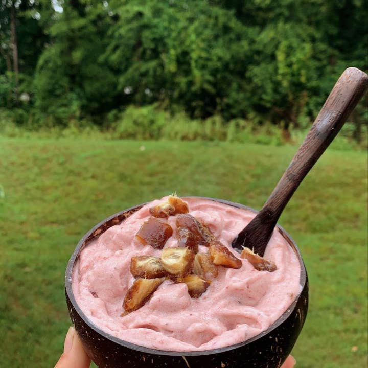 Briut Essentials – wholesale Skål – Kokos skål + kokosnöt