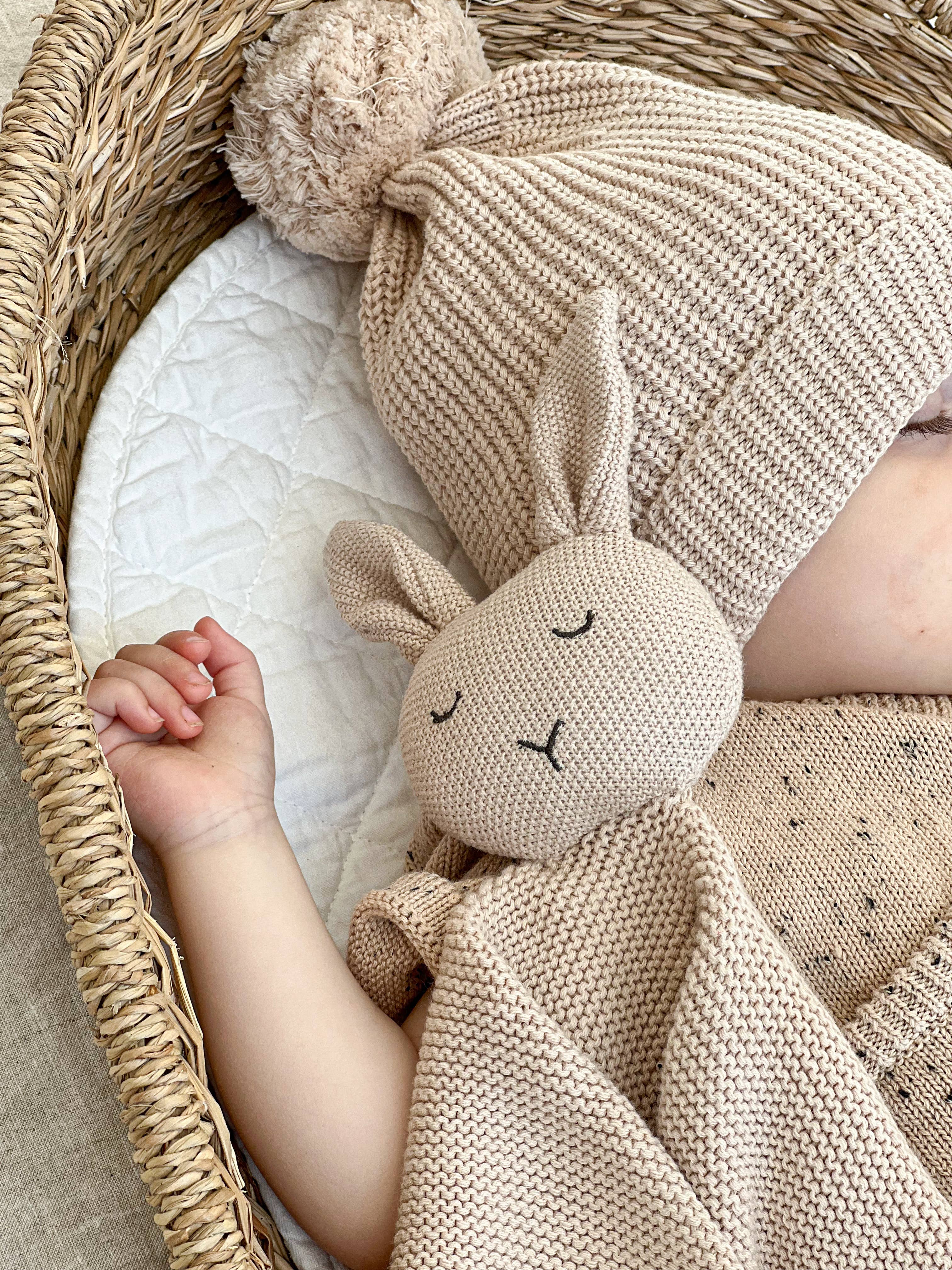 COKO baby - Wholesale Swaddle - Baby - Heirloom Bunny Comforter - Oat1