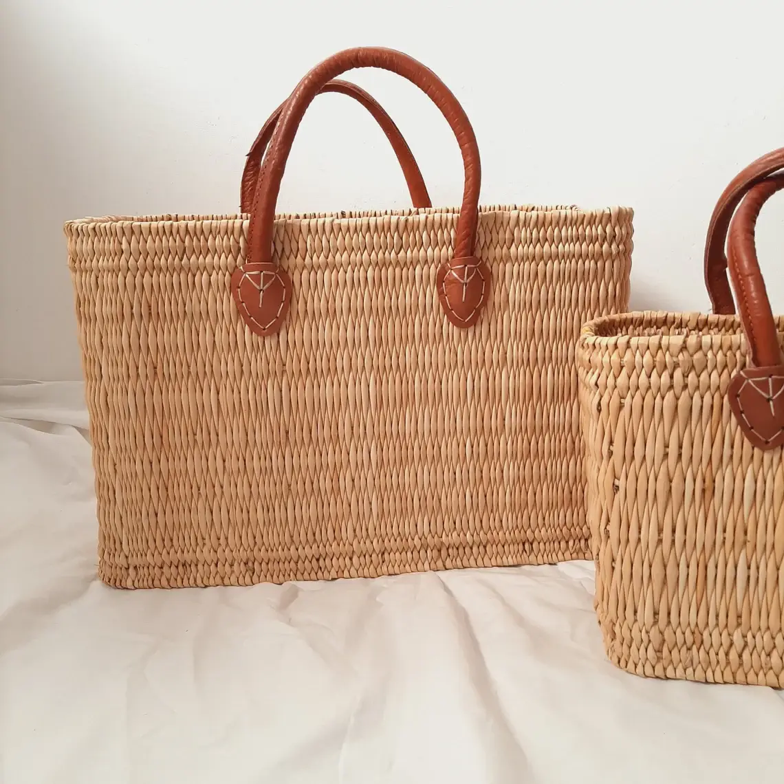 HandmadeBestSeller – Engroshandel Strandtaske – Håndflettet taske i naturlig rattan - Stråtote og markedstaske7