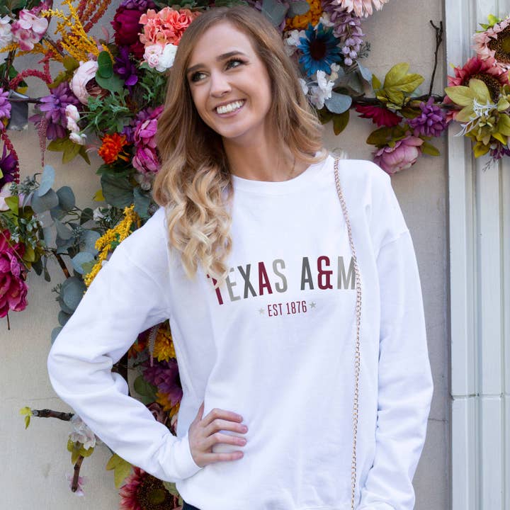 Polaire à col rond Star Arch en blanc - Certifiée NCAA pour la vente par Kickoff Couture