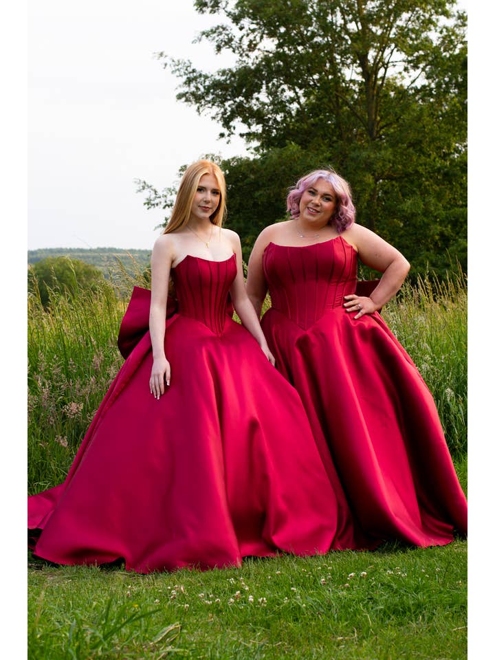 Erika Wine for wholesale on Faire3