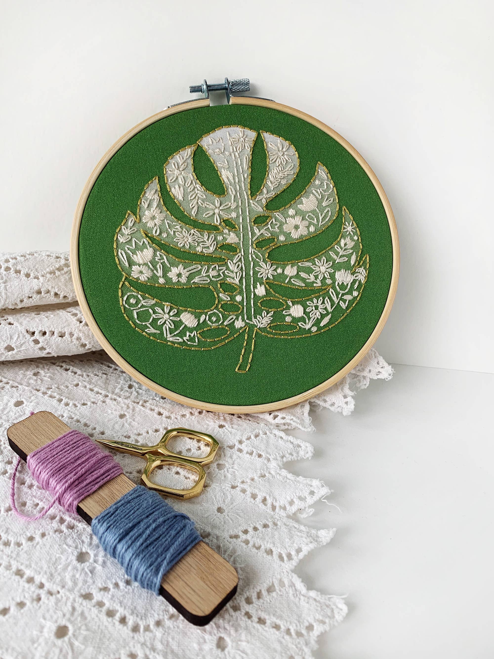Rikrack - Wholesale Craft Sewing Kit - Monstera Embroidery Kit3