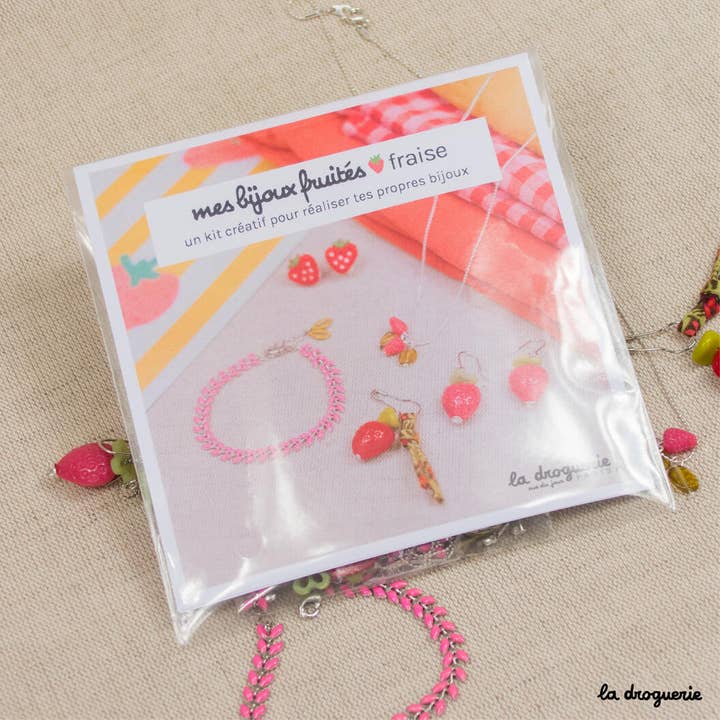 Schmuckset Mes bijoux fruités – Erdbeere für den Großhandel von LA DROGUERIE