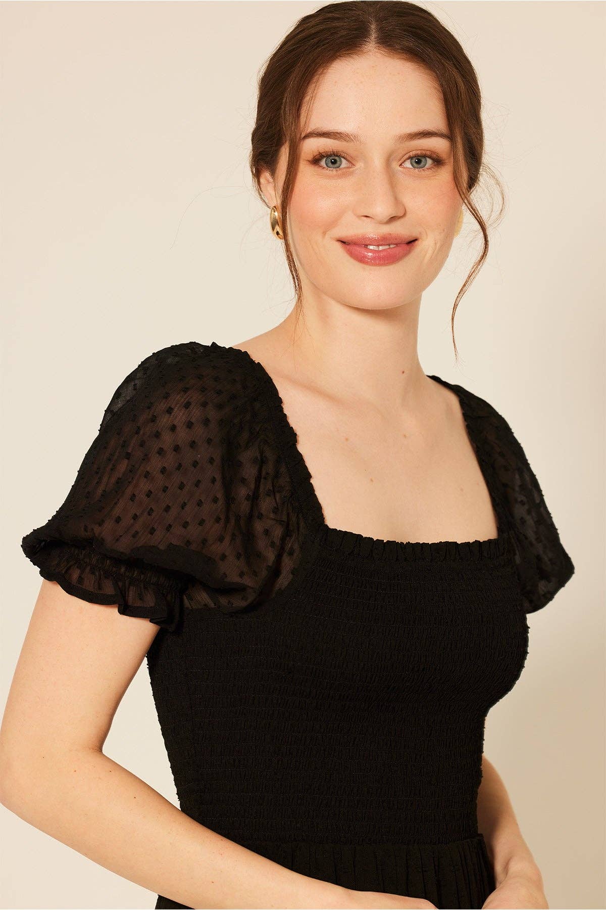 Black La Cruz Dress for wholesale on Faire3