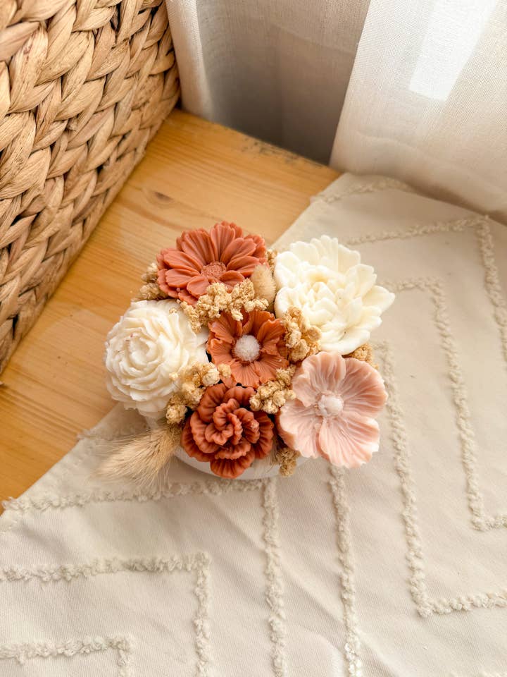 Aurora Blumenarrangement für den Großhandel von Mísis Handmade Home decor