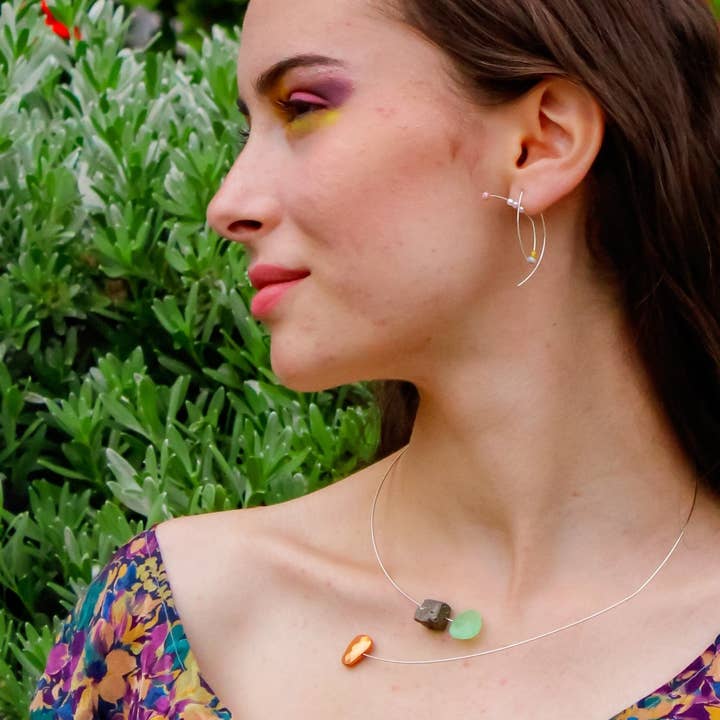 Asymmetric Neckwires with hand-cut gemstones for wholesale by Melissa McArthur - Jewellery Made in London