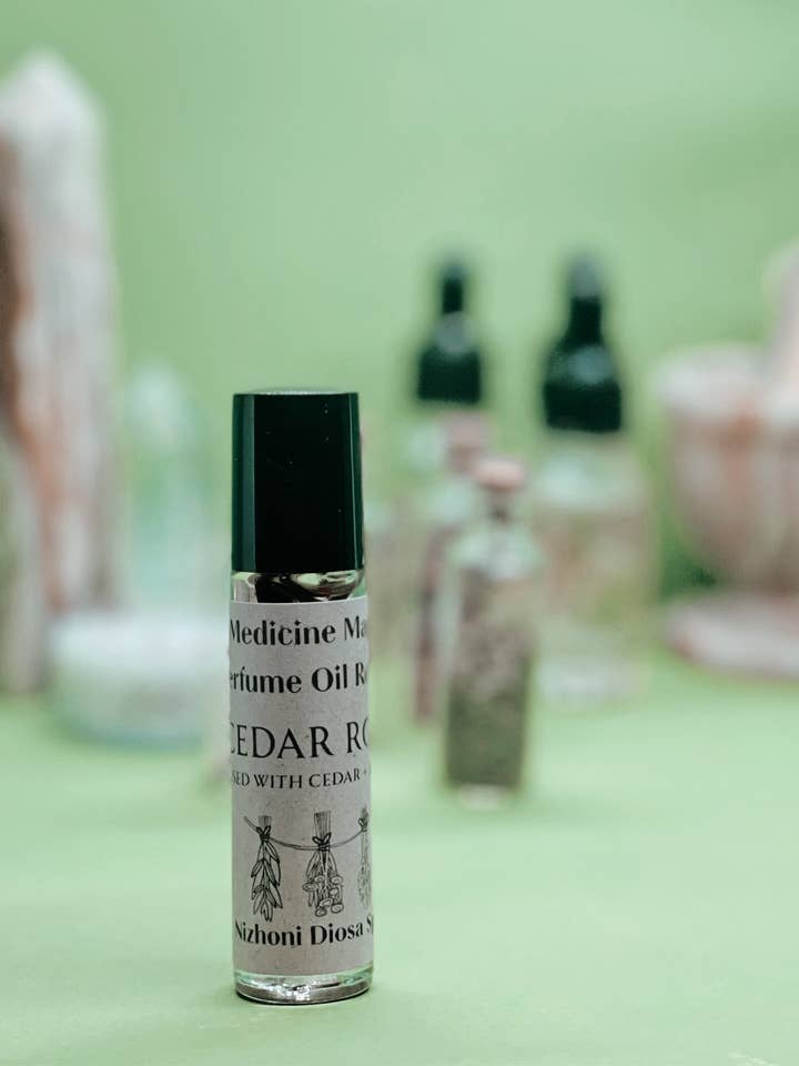 Olio Profumato Roller Cedar Rose per la vendita all'ingrosso da parte di Nizhoni Diosa Spirit