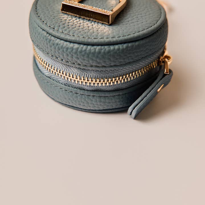 Oakbark & Chrome - Wholesale Coin Purse - Unisex - Stirrup Accessory Keeper in Denim1