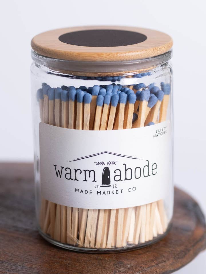 Correspondances bleues chaudes pour la vente par Made Market Co.