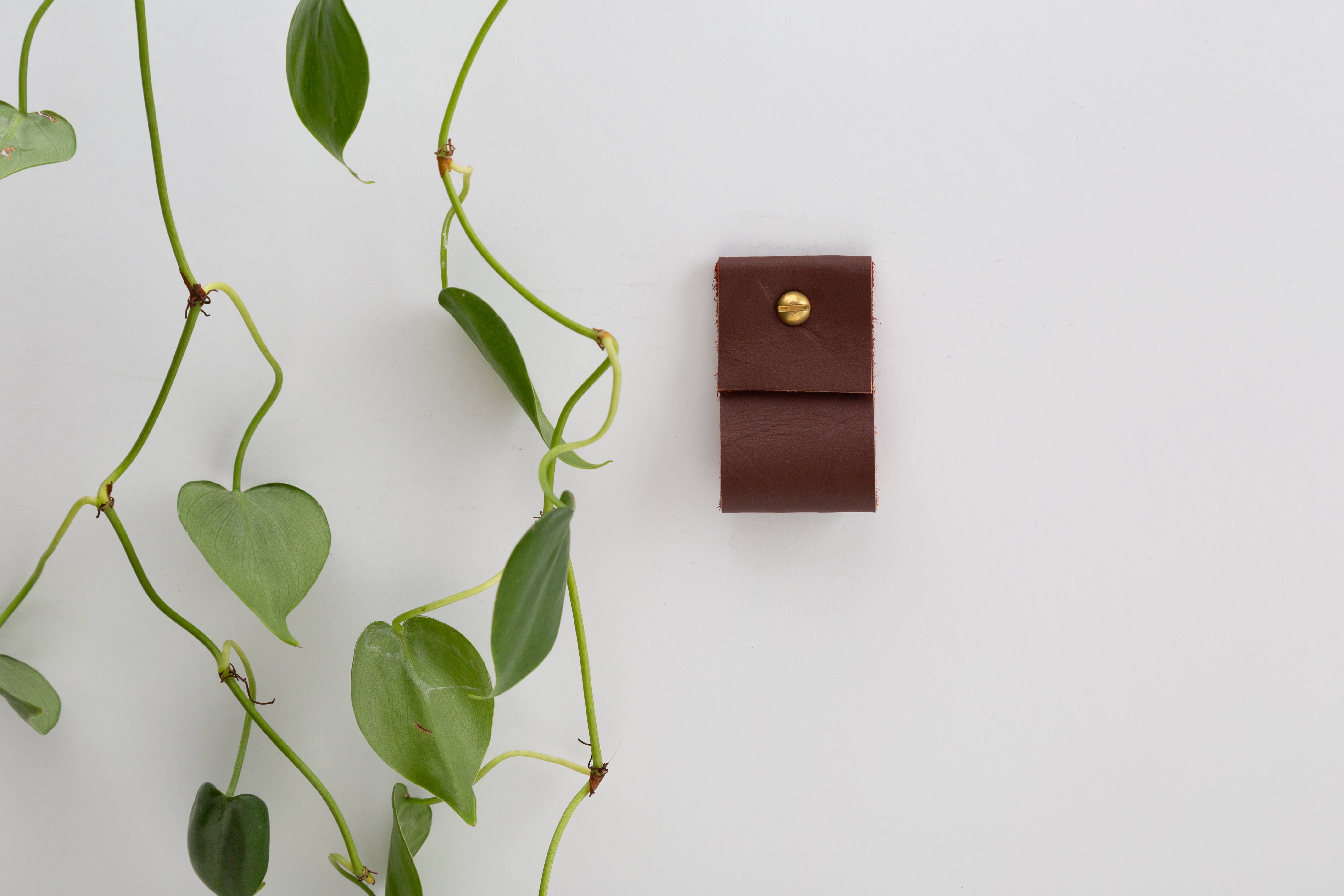 Keyaiira - Vendita all'ingrosso Porta asciugamani/gancio per asciugamani - Porta asciugamani piccolo largo in pelle - Anello in ottone [estremità piatta]3