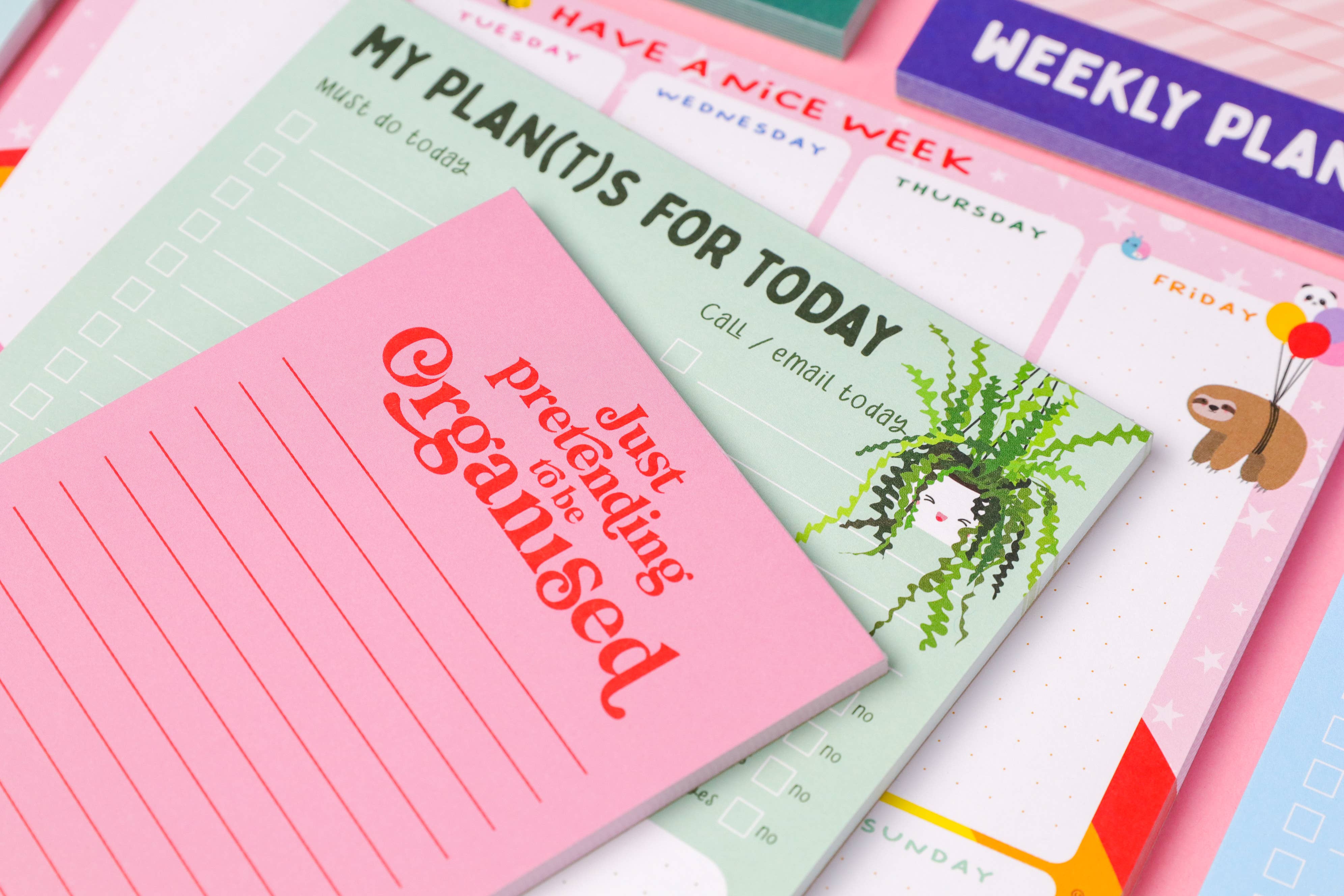 Studio Inktvis - Wholesale Notepad - Pink just pretending to be organised to do list notepad7