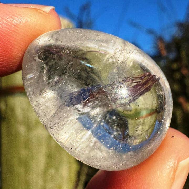 Klarer Quarz-Trommelstein 15-25mm Eisquarz-Edelstein poliert Elf für den Großhandel von Elf Kendal Hippies