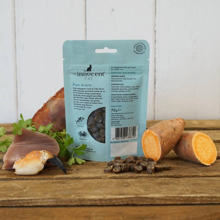 Paws Wholesale – wholesale Pet treats – Cat – The Innocent Cat | Tuna and Crab Slices with Parsley0