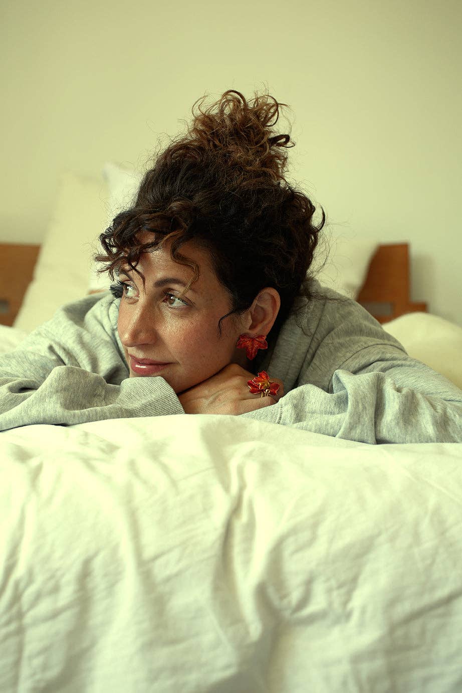 Ginger & VelVet – wholesale Stud/post earrings – 24ct gold-plated Ivy medium earrings2