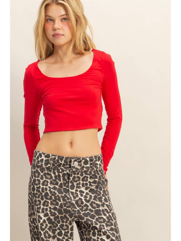 Langærmet top med rund halsudskæring for engroshandel hos HYFVE