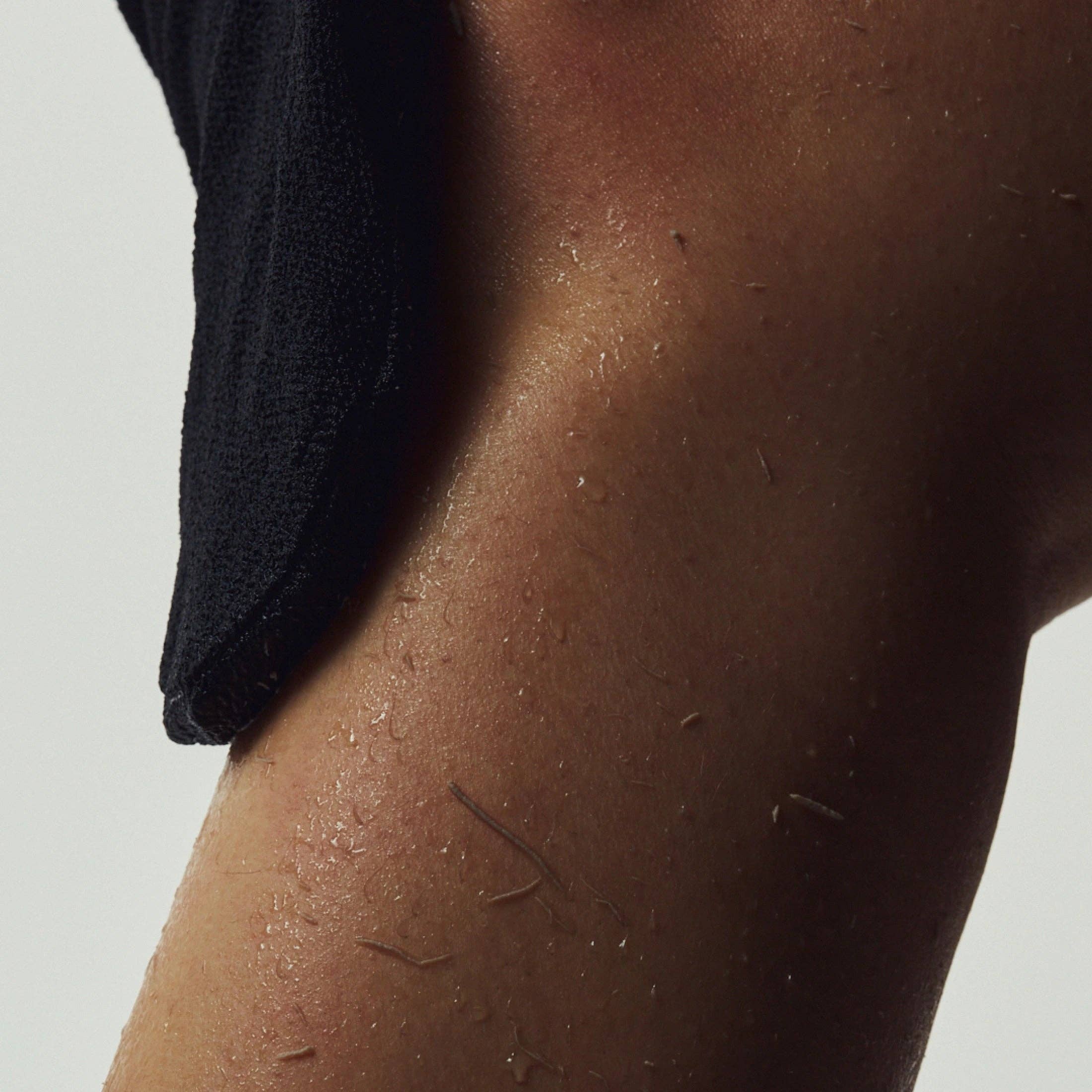  pcs Black Beige Exfoliating Body Glove Set for wholesale on Faire9