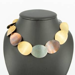 Collar Chip grande Fingertouch de 3 colores - 23533 para venta al por mayor de Korczynski Design Jewellery