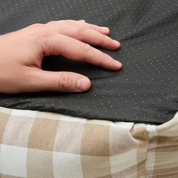 CAFIDE - Wholesale Pet Bed - Dog - Snozy Beige Vichy Dog Bed6