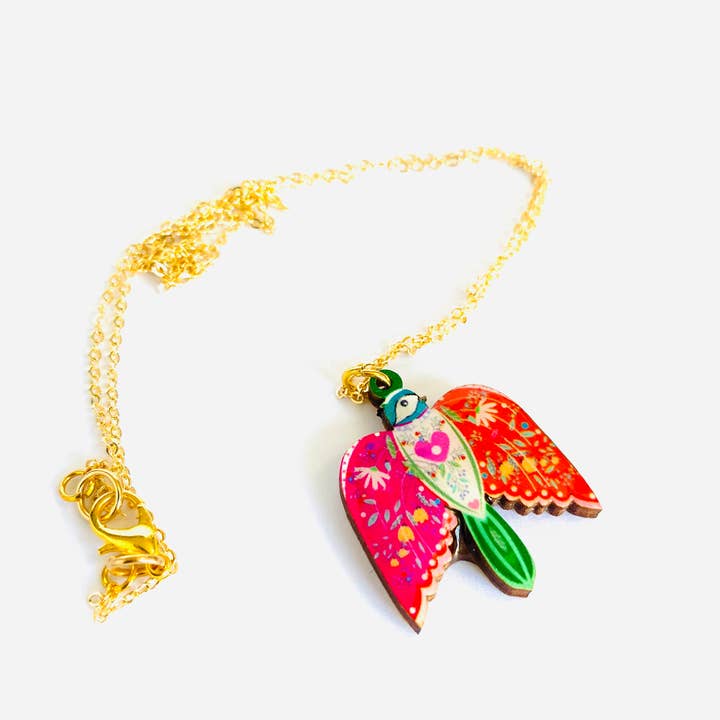 Rosie Rose Parker - Wholesale Pendant/charm necklace - Pretty bird in flight necklace on gold chain, pendant6