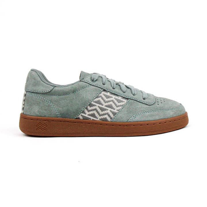 Sapatilhas de cano baixo Saigon Suede '24 em camurça azul claro e goma
por atacado de N'GO Shoes