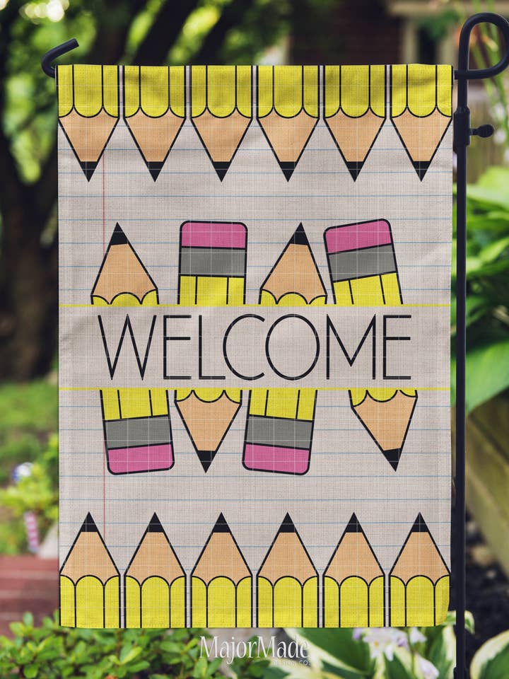Tuinvlag - Schoolpotlood en -papier welkom voor wholesale door MajorMade Design Co