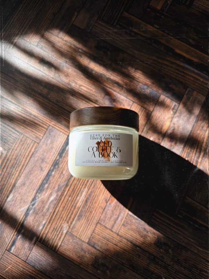 Bougie Vibes & Esthétique | Café Glacé (8 oz) pour la vente par The Nerf Herder Co.