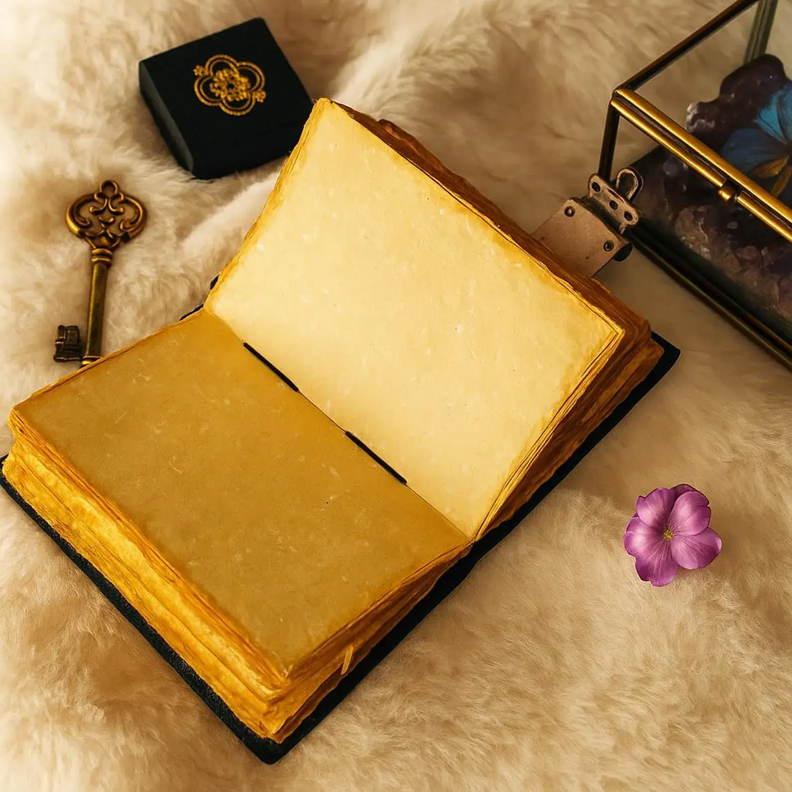 MNM HANDICRAFTS - Vendita all'ingrosso Diari/agende - Libro degli Incantesimi delle Ombre in Pelle Verde con Diario Vintage3