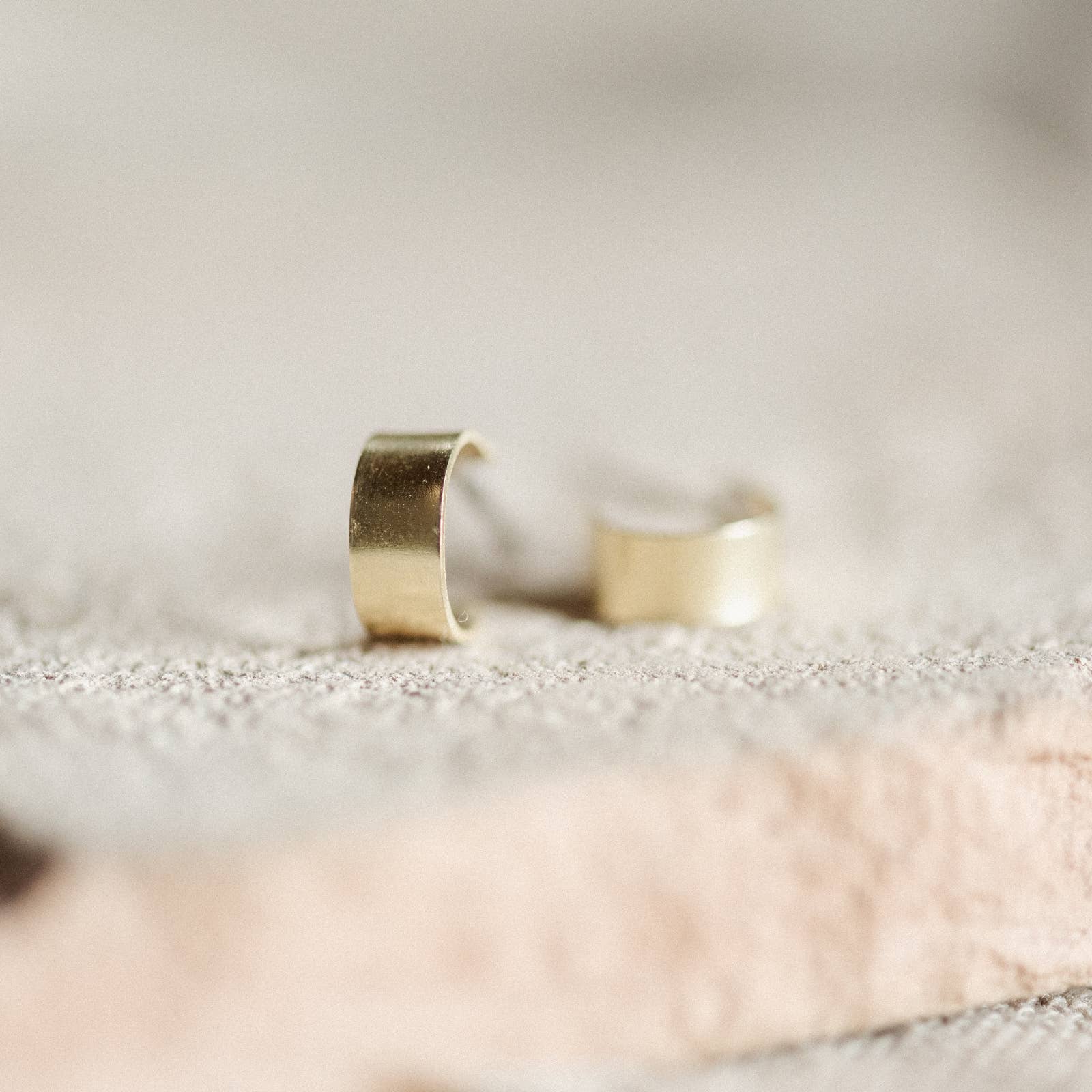 Commonform - Wholesale Knopjes/oorstekers - Buena Hoops // 4mm0