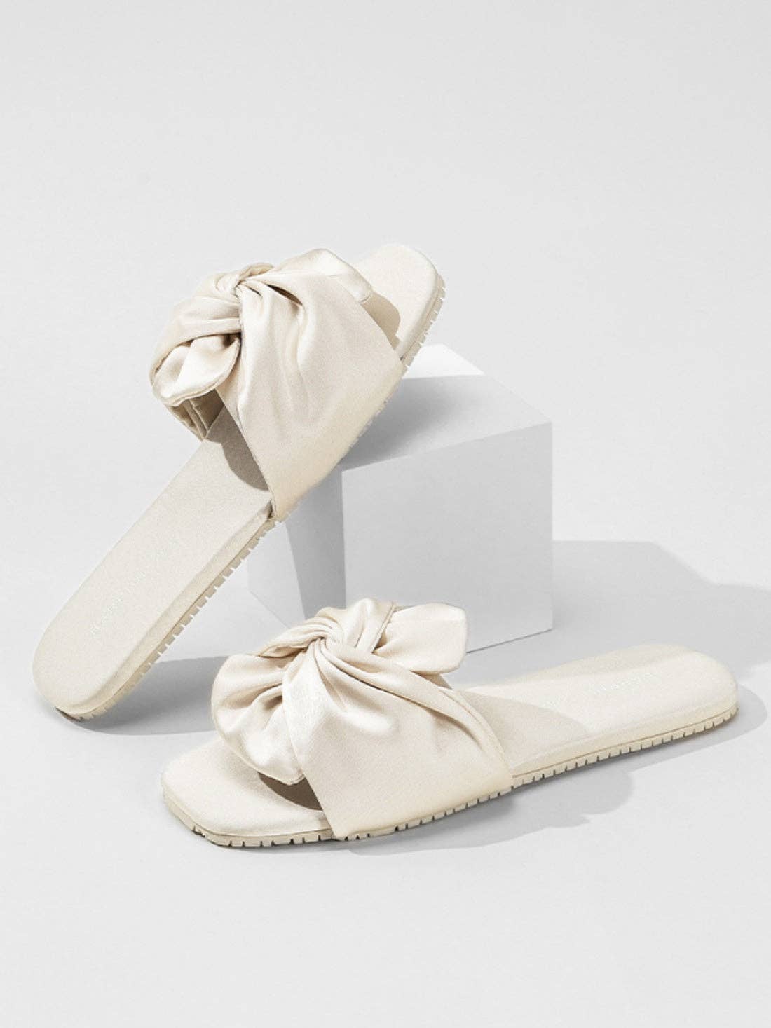 Ulivary - Wholesale Slippers - Women's - Luxury Silky Satin Bow Slippers for Home & Beach Style13