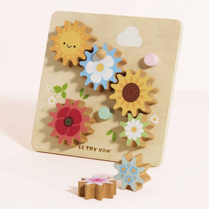 Meadow Bees Gear & Cogs for wholesale by Le Toy Van, Inc.