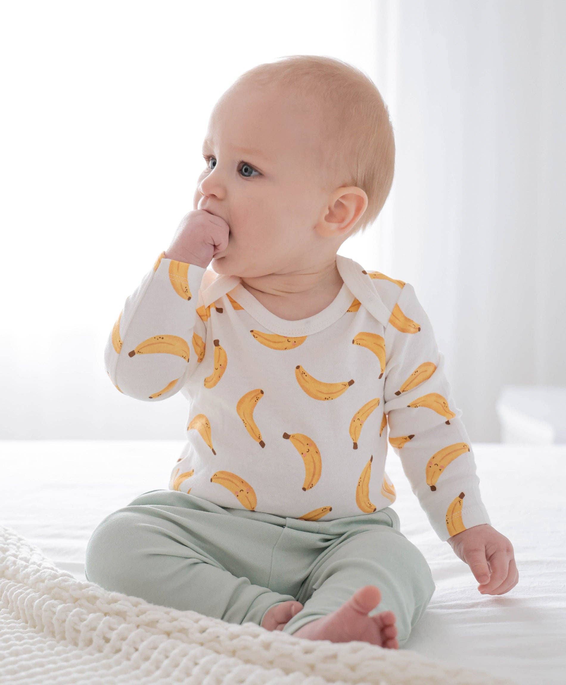 Lūmmi in Colour Babywear - Wholesale Bodysuit (non-footed) – Baby - Baby long sleeve bodysuit - Bananas