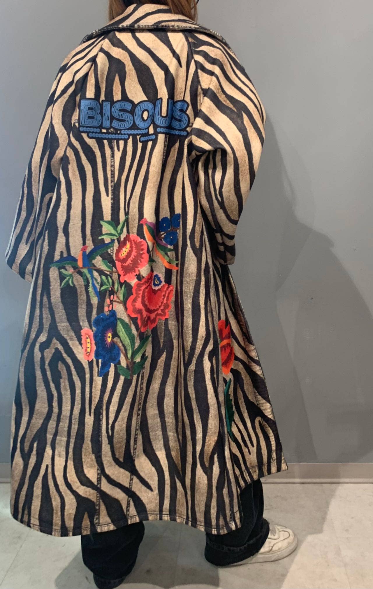 sole - Wholesale Retailer Sample - Women's Apparel - PRINTED CAOT2