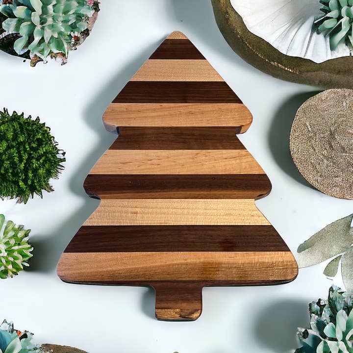 GRANDE PLANCHE À CHARCUTERIE/À DÉCOUPER EN FORME DE SAPIN DE NOËL pour la vente par TG Designs