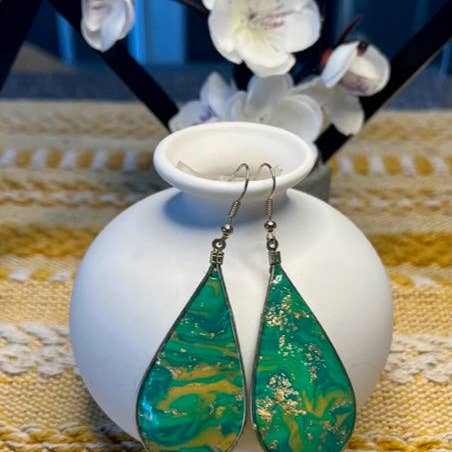 St Patty - teardrop for wholesale by WEARABLES BY B LLC