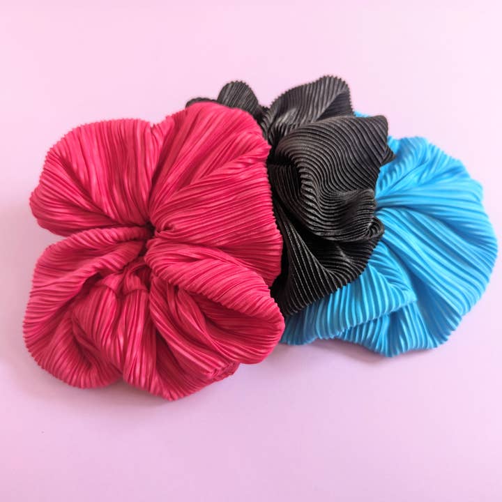 Överdimensionerad Scrunchie veckad hårslips för wholesale av FashionMeme LLC