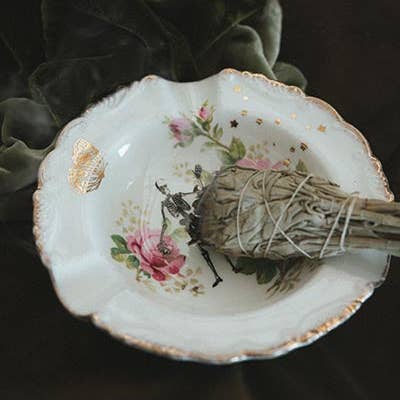 Wings Hawaii - Wholesale Ashtray - Skelly Ashtray2