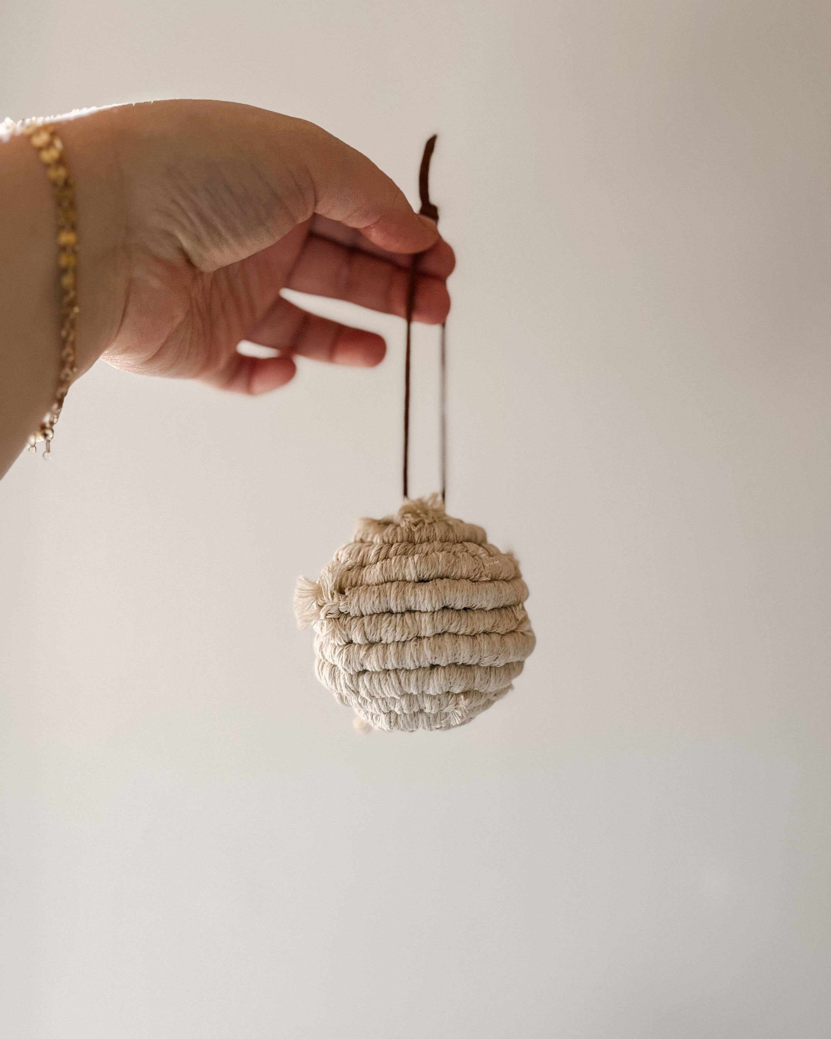 Herbert Eudora - Wholesale Ornament - LENNON coiled bulb1