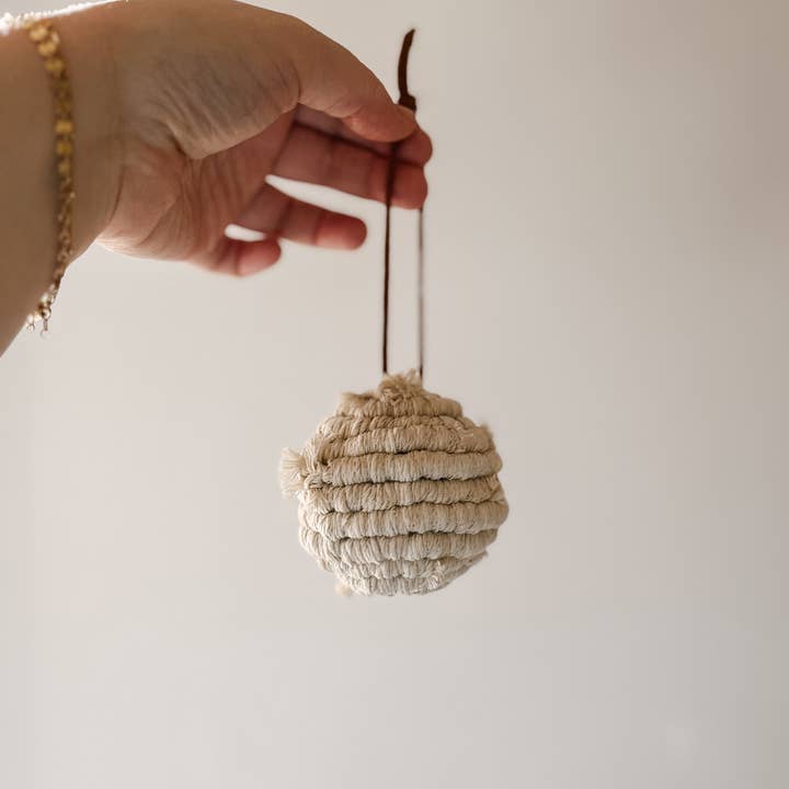 Herbert Eudora - Wholesale Ornament - LENNON coiled bulb1