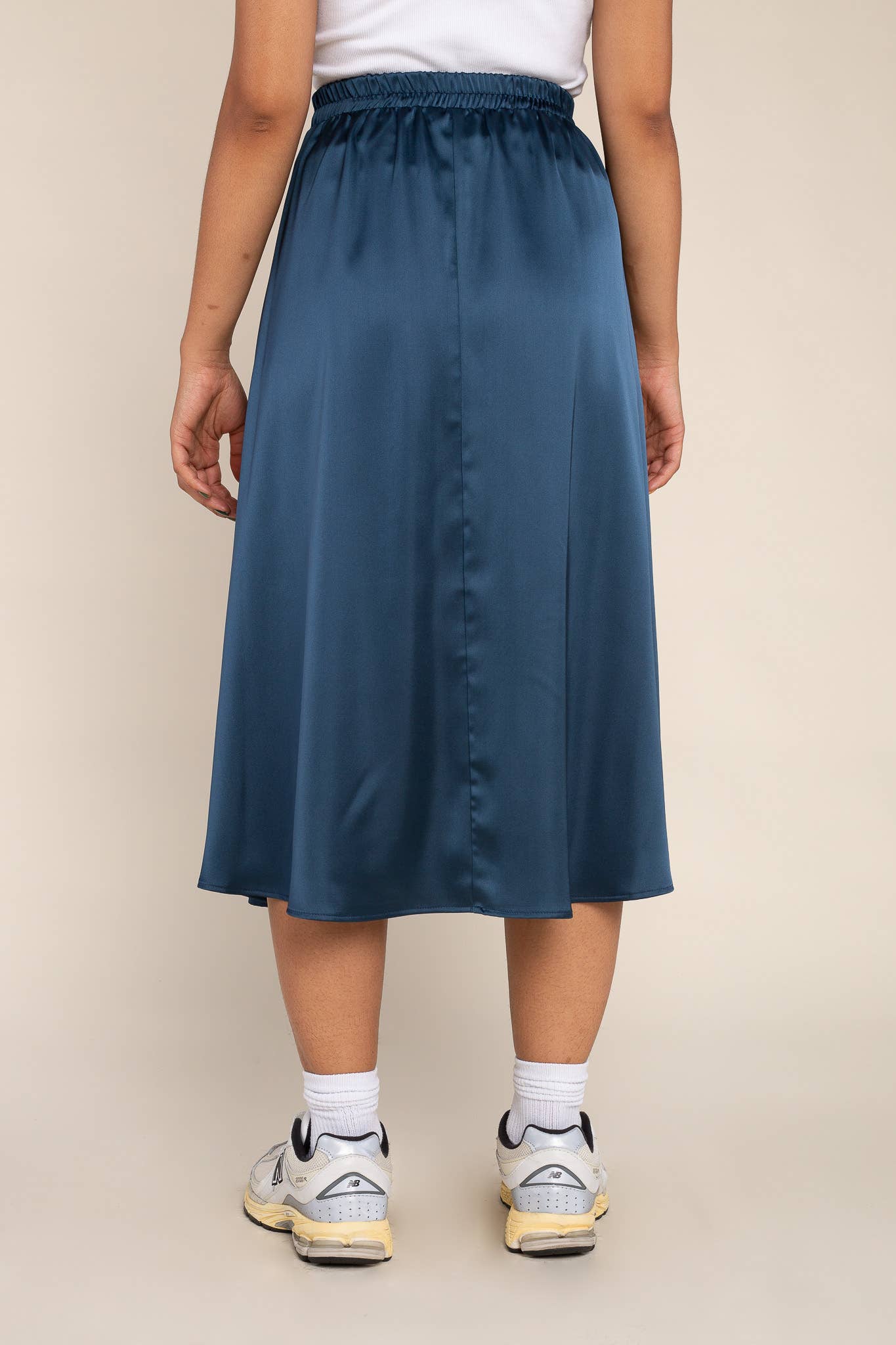 NLT - Wholesale Skirt - Women's - Satin Midi Skirt - Plus Size6