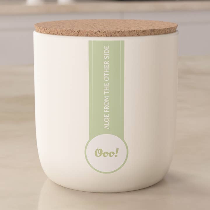 Bougie au soja à double mèche Aloe From the Other Side pour la vente par Ooo! Candles
