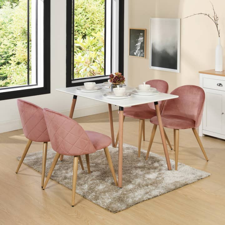 Chaise de salle à manger en velours avec pieds en métal, rose et gris pour la vente par 39F Inc.