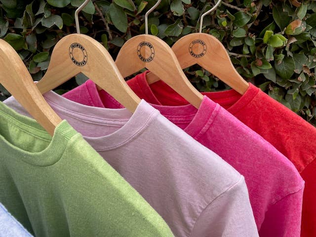 country weekend - Wholesale Retailer Sample - Unisex Apparel - Mineral washed tees1