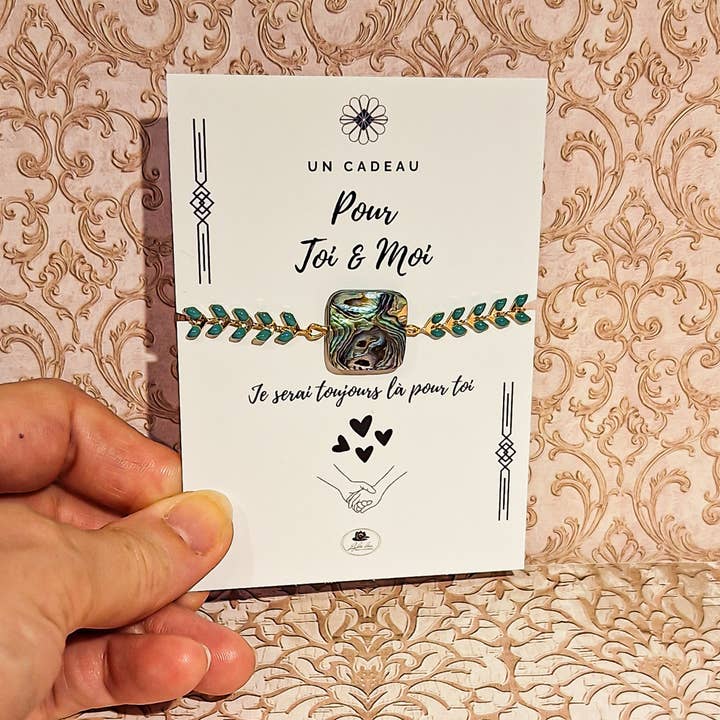 2 duo bracelets with mother-of-pearl, gold chevron chain, adjustable for wholesale by Lydée Déco