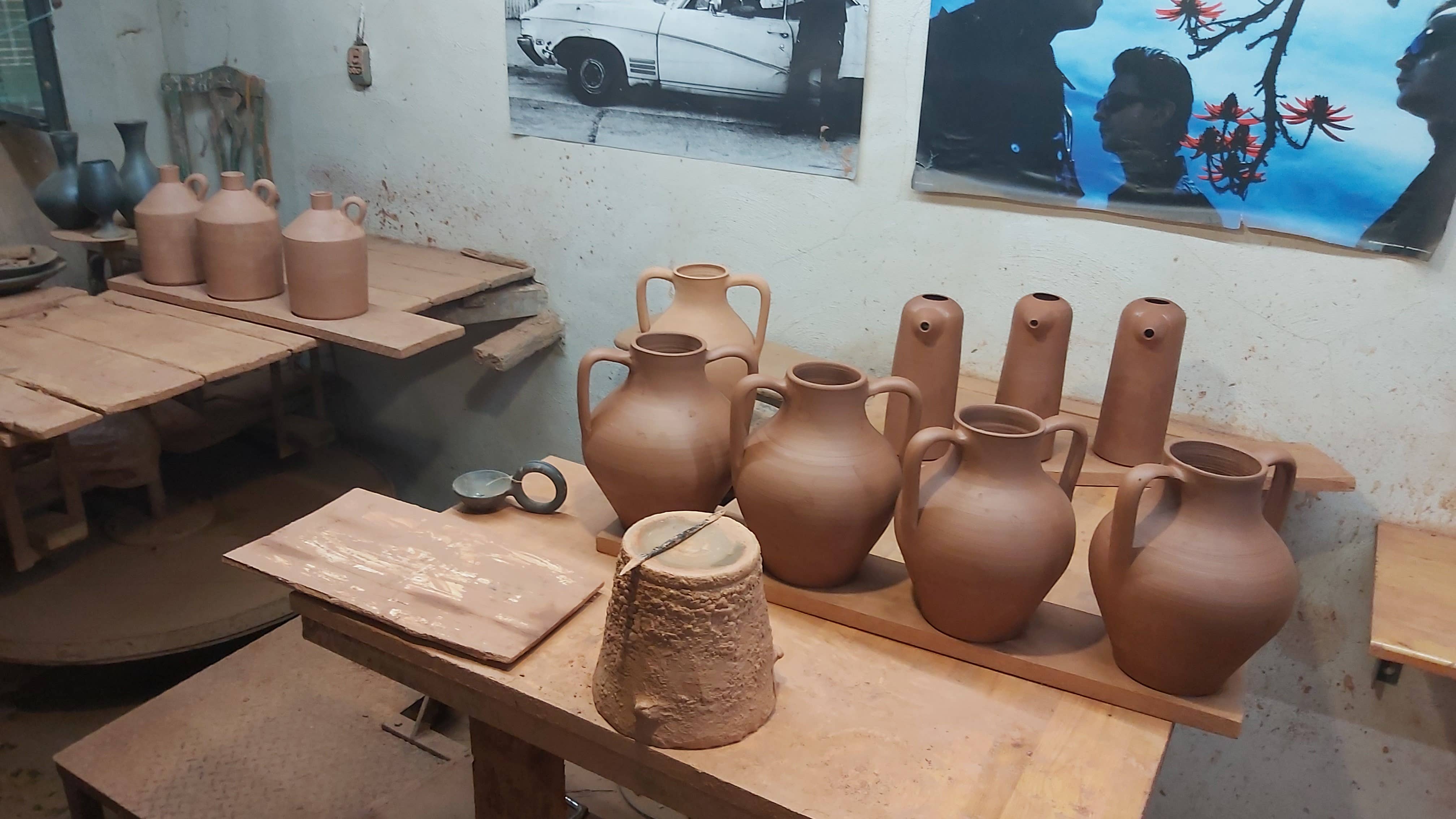 Cerámica Roca Caus - Vendita all'ingrosso Vasi - Vaso tradizionale in smalto ceramico con due manici12