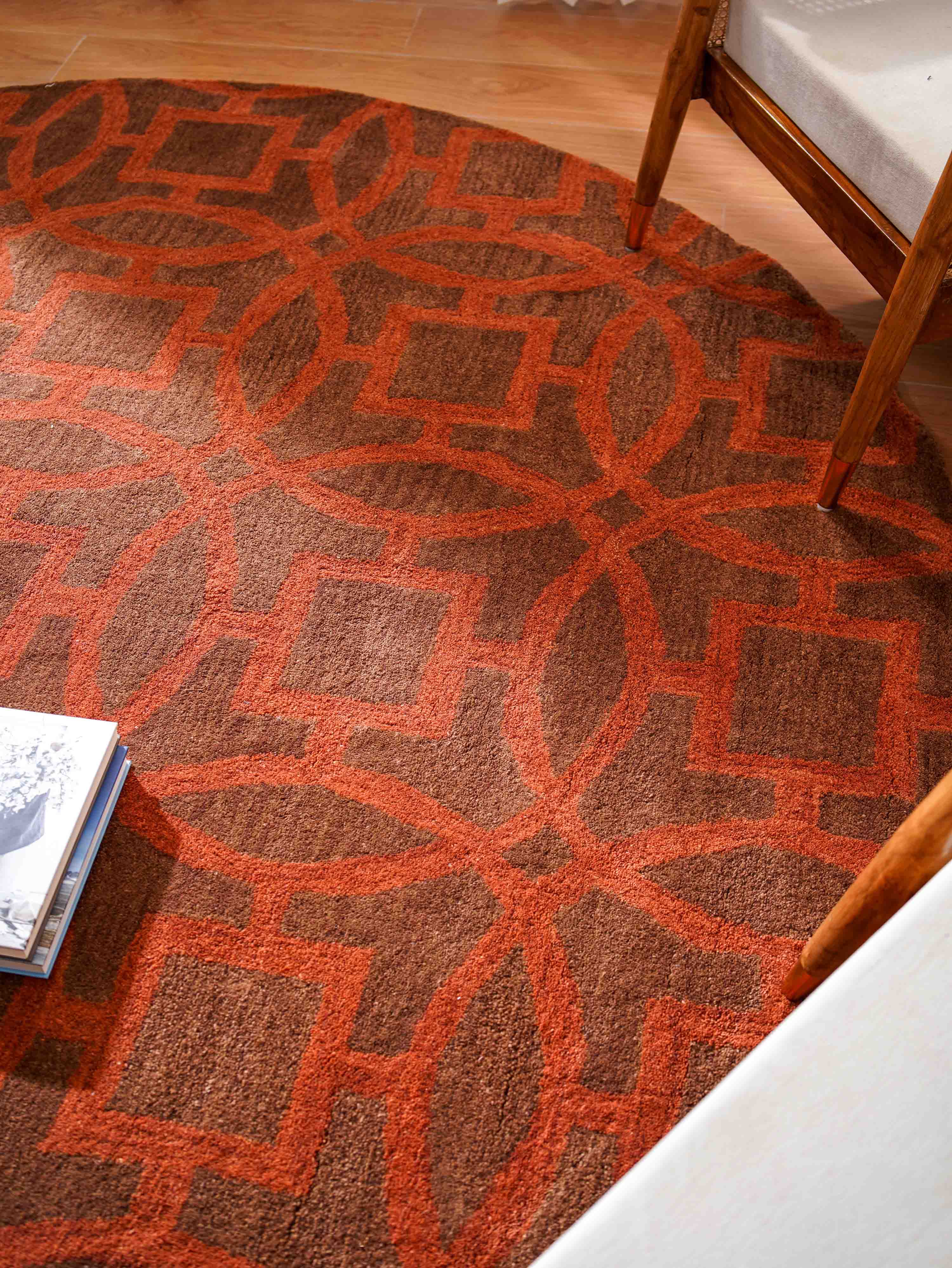 Hand Tufted Wool Round Area Rug Brown Orange K00239 for wholesale on Faire6