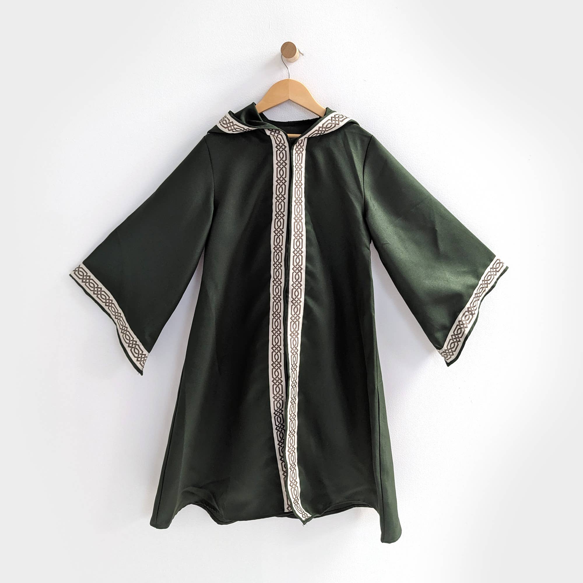 everfan - Wholesale Costume - Kids - Kids Celtic Robe | Medieval Sorcerer Cloak with Hood5