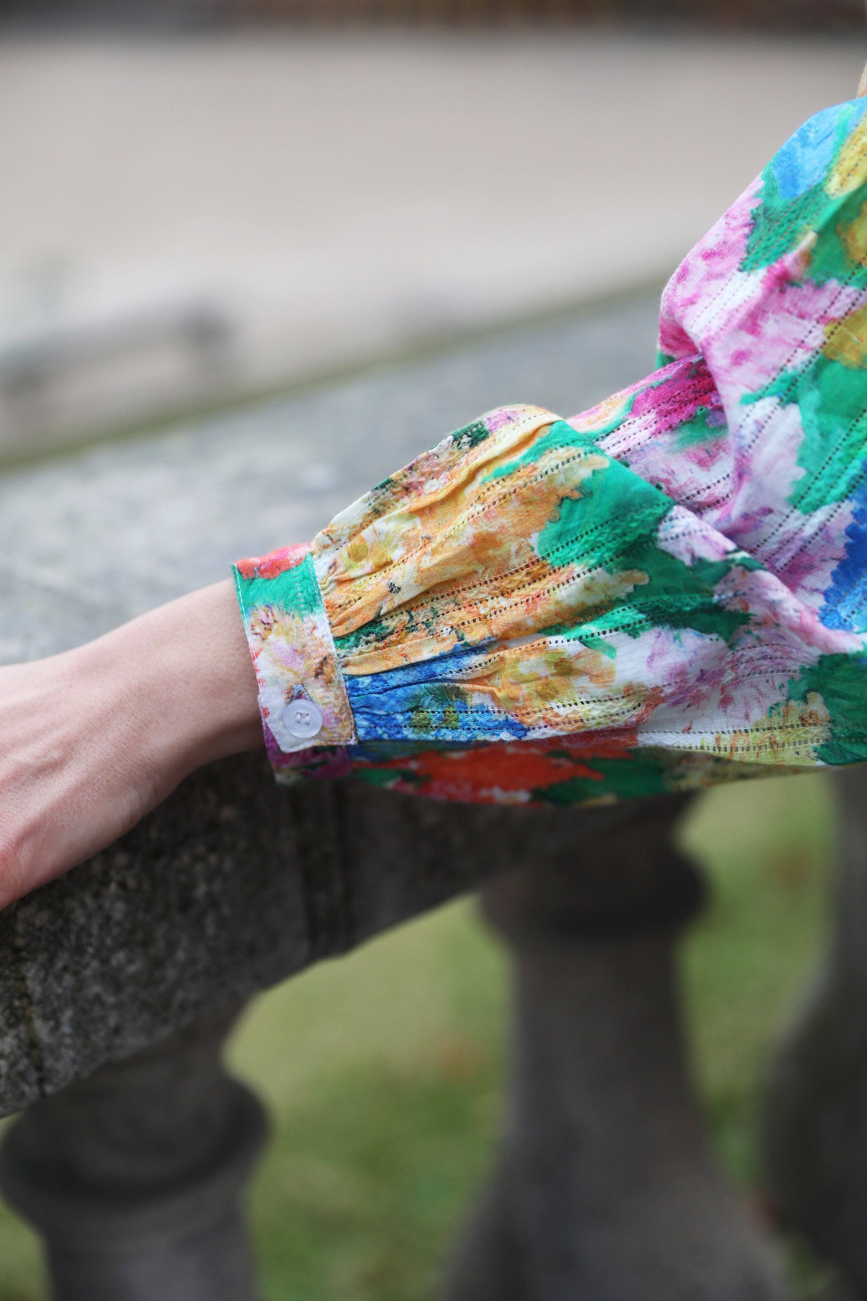 Frank & Dollys - Wholesale Button Down Shirt - Women's - Jardin Blouse7