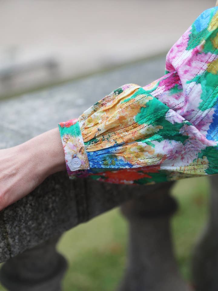 Frank & Dollys - Wholesale Button Down Shirt - Women's - Jardin Blouse7