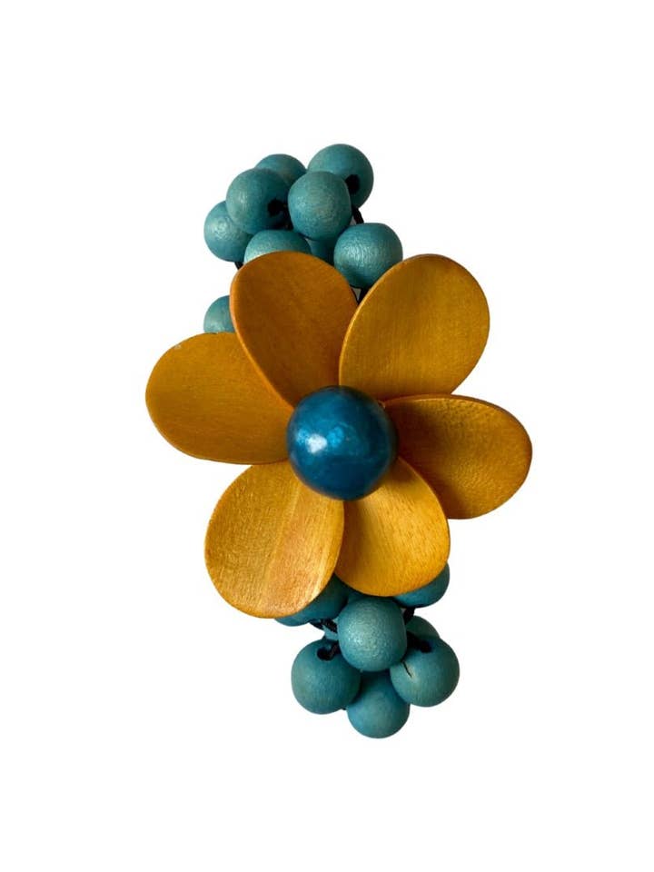 Handmade Stretch Wood Flower Bracelet for wholesale by Bijondo